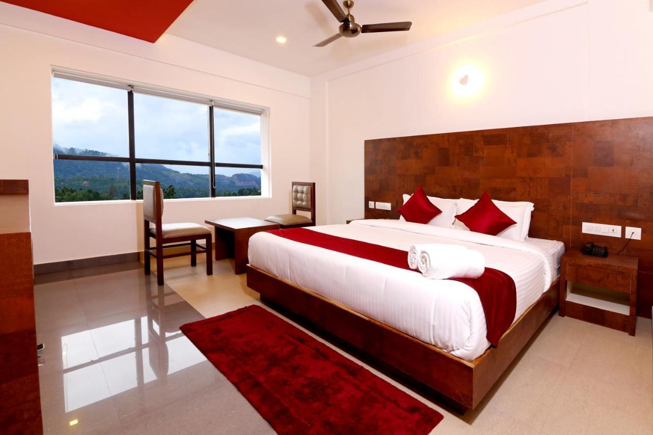Hotel Wilton Sultan Bathery Bagian luar foto