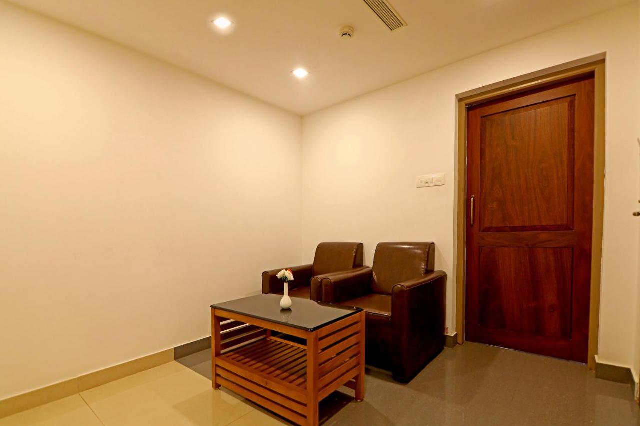 Hotel Wilton Sultan Bathery Bagian luar foto